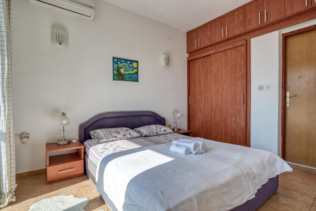 Apartmani Olga Petrovac ภายนอก รูปภาพ