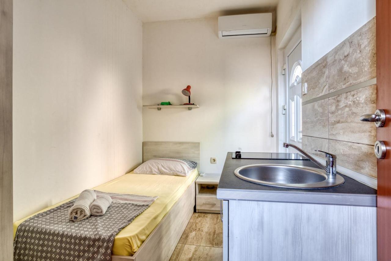 Apartmani Olga Petrovac ภายนอก รูปภาพ