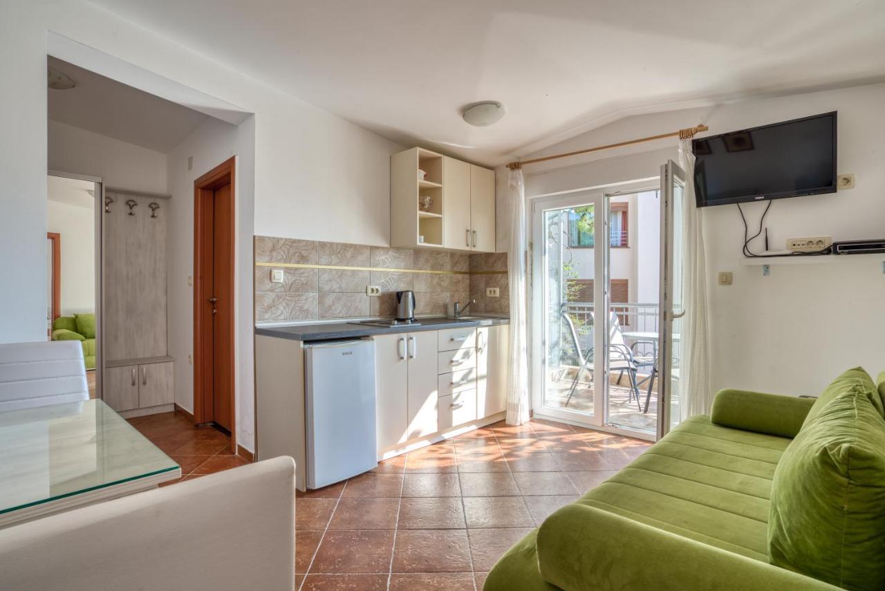 Apartmani Olga Petrovac ภายนอก รูปภาพ
