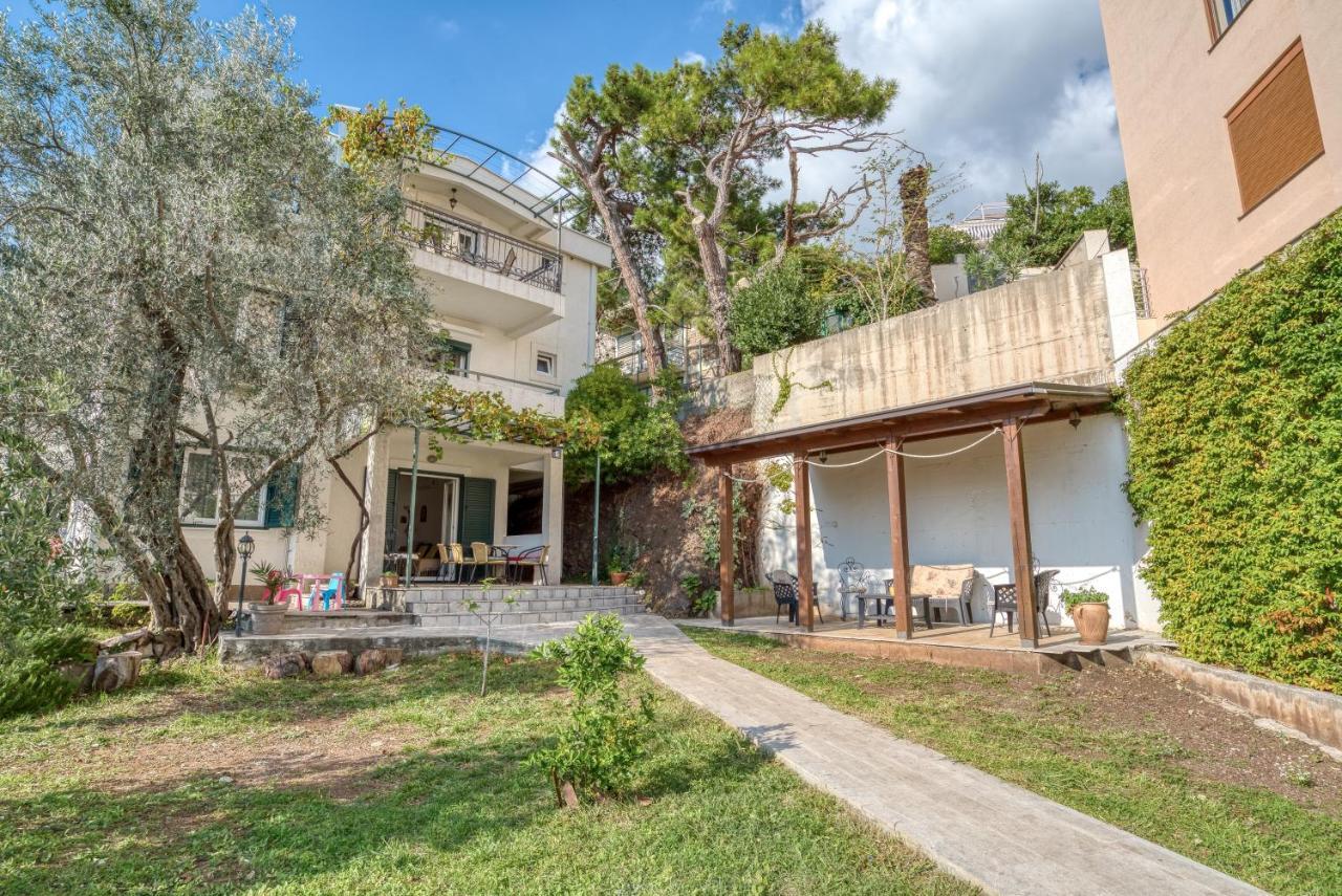 Apartmani Olga Petrovac ภายนอก รูปภาพ
