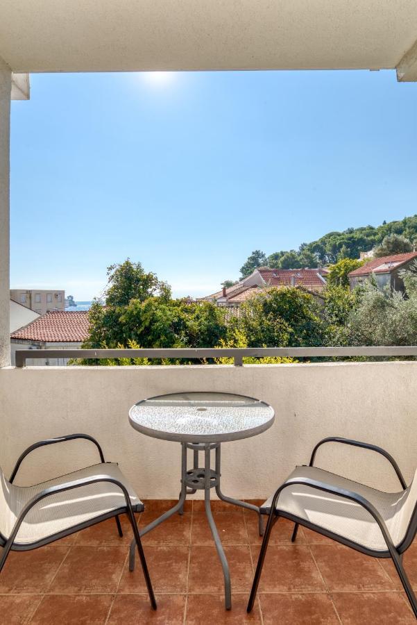 Apartmani Olga Petrovac ภายนอก รูปภาพ