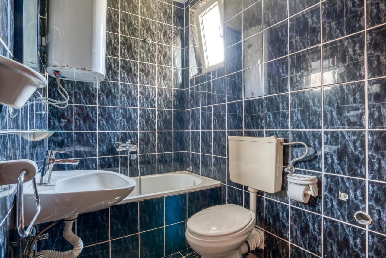 Apartmani Olga Petrovac ภายนอก รูปภาพ